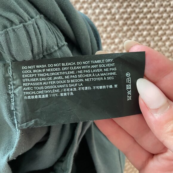 Theory Short-Sleeve Linen-Blend Wrap-Front Romper Steel Size 2 - Picture 7 of 8